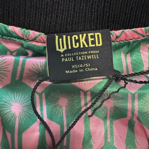 Wicked Themed Girls XS Bomber Jacket School Fall Movie Lightweight Cozy Soft - Picture 6 of 9